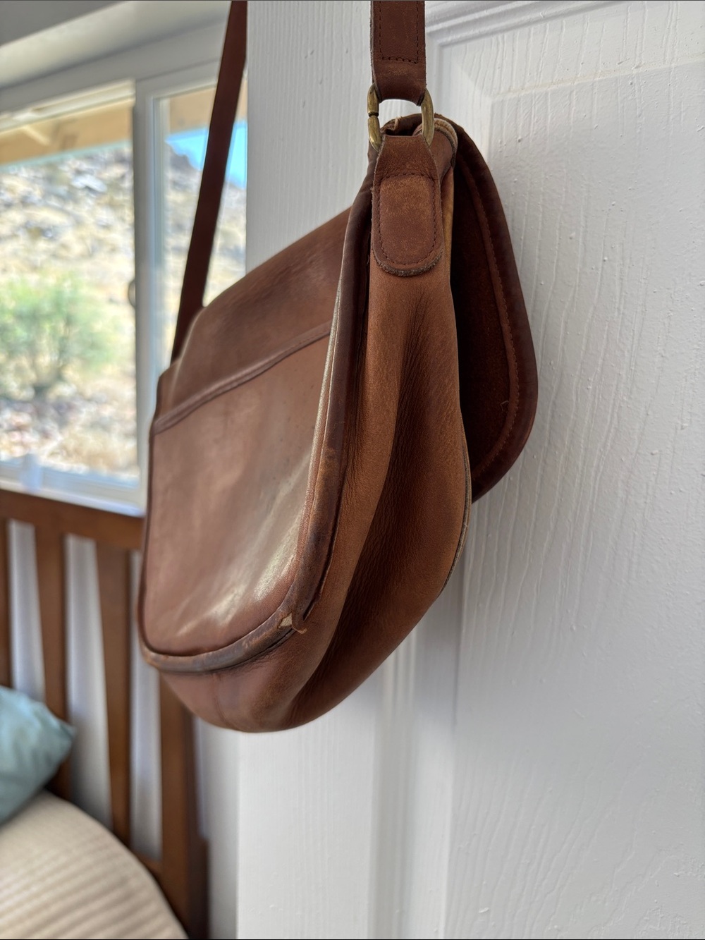 Vintage Coach Brown Leather Saddle Crossbody Bag - Picture 6 of 9
